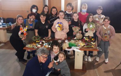 FOTO Društvo Naša djeca Koprivnica održalo uskrsnu radionicu u Domu mladih Djeca su se zabavila i s četveronožnim gostom iznenađenja, bio je to mačak Ob o kojem brinu Šinterice dobra srca